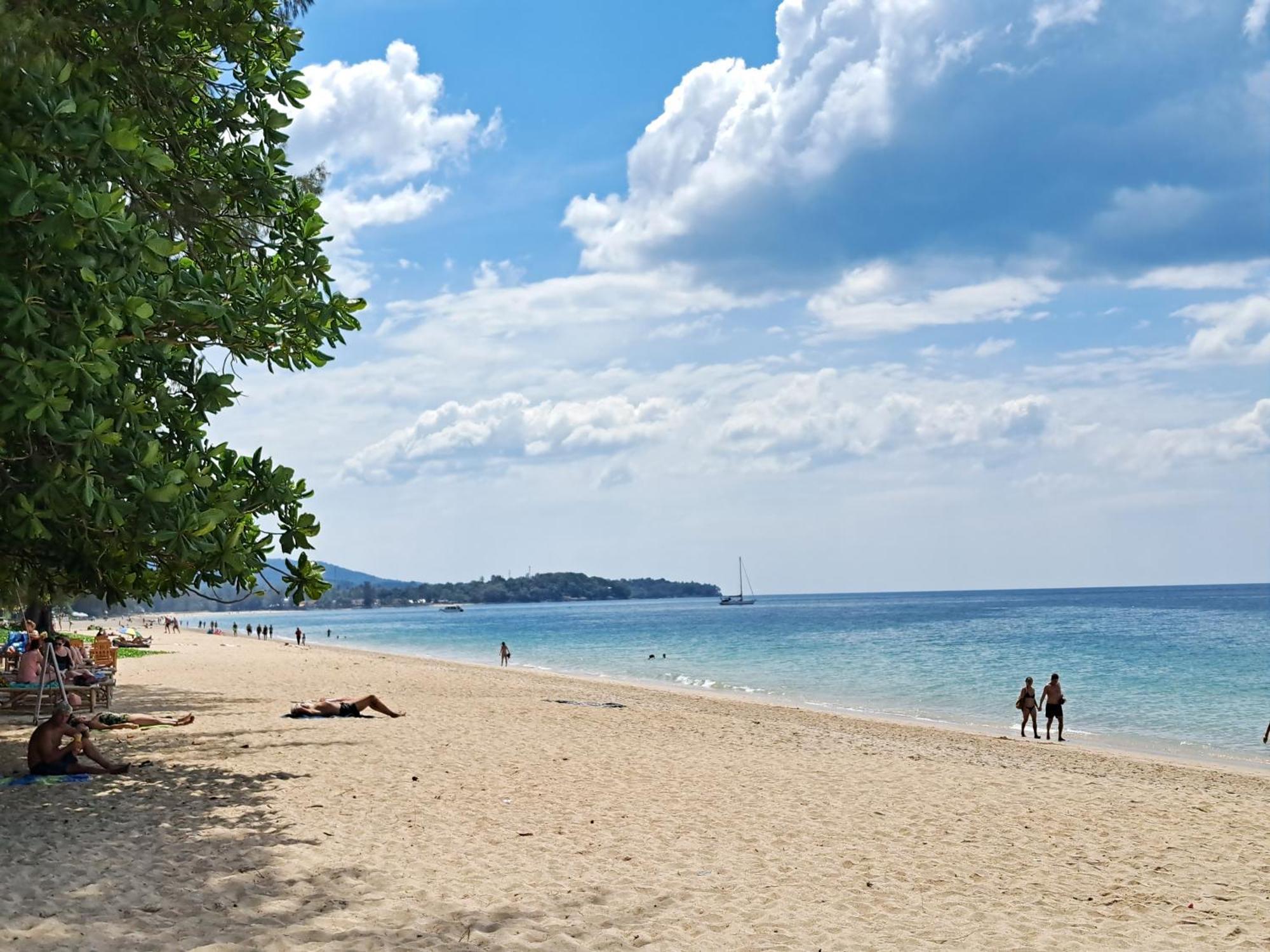 The Blue Gecko Hotel เกาะลันตา ภายนอก รูปภาพ