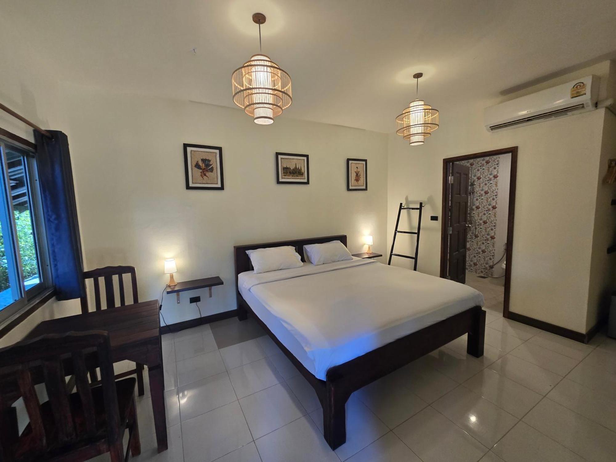 The Blue Gecko Hotel เกาะลันตา ภายนอก รูปภาพ
