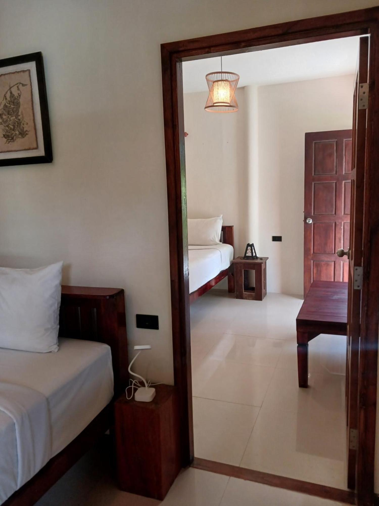 The Blue Gecko Hotel เกาะลันตา ภายนอก รูปภาพ