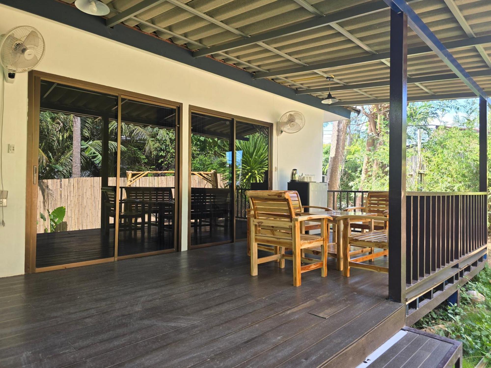 The Blue Gecko Hotel เกาะลันตา ภายนอก รูปภาพ