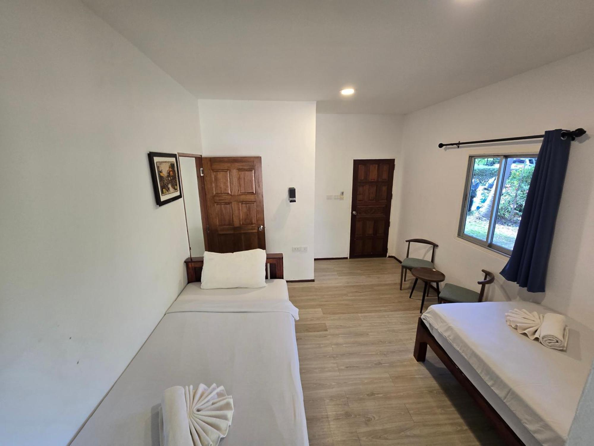 The Blue Gecko Hotel เกาะลันตา ภายนอก รูปภาพ