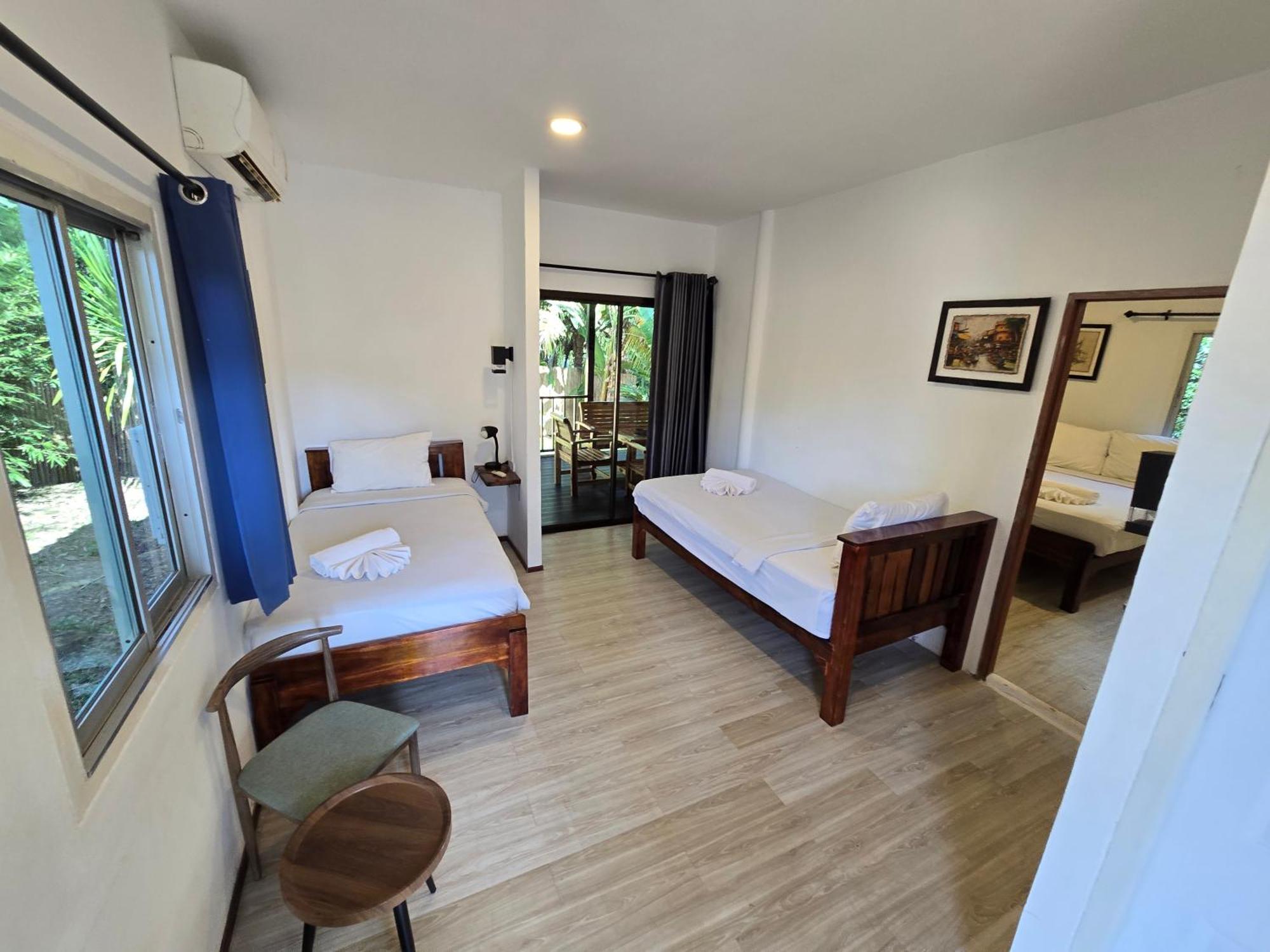 The Blue Gecko Hotel เกาะลันตา ภายนอก รูปภาพ