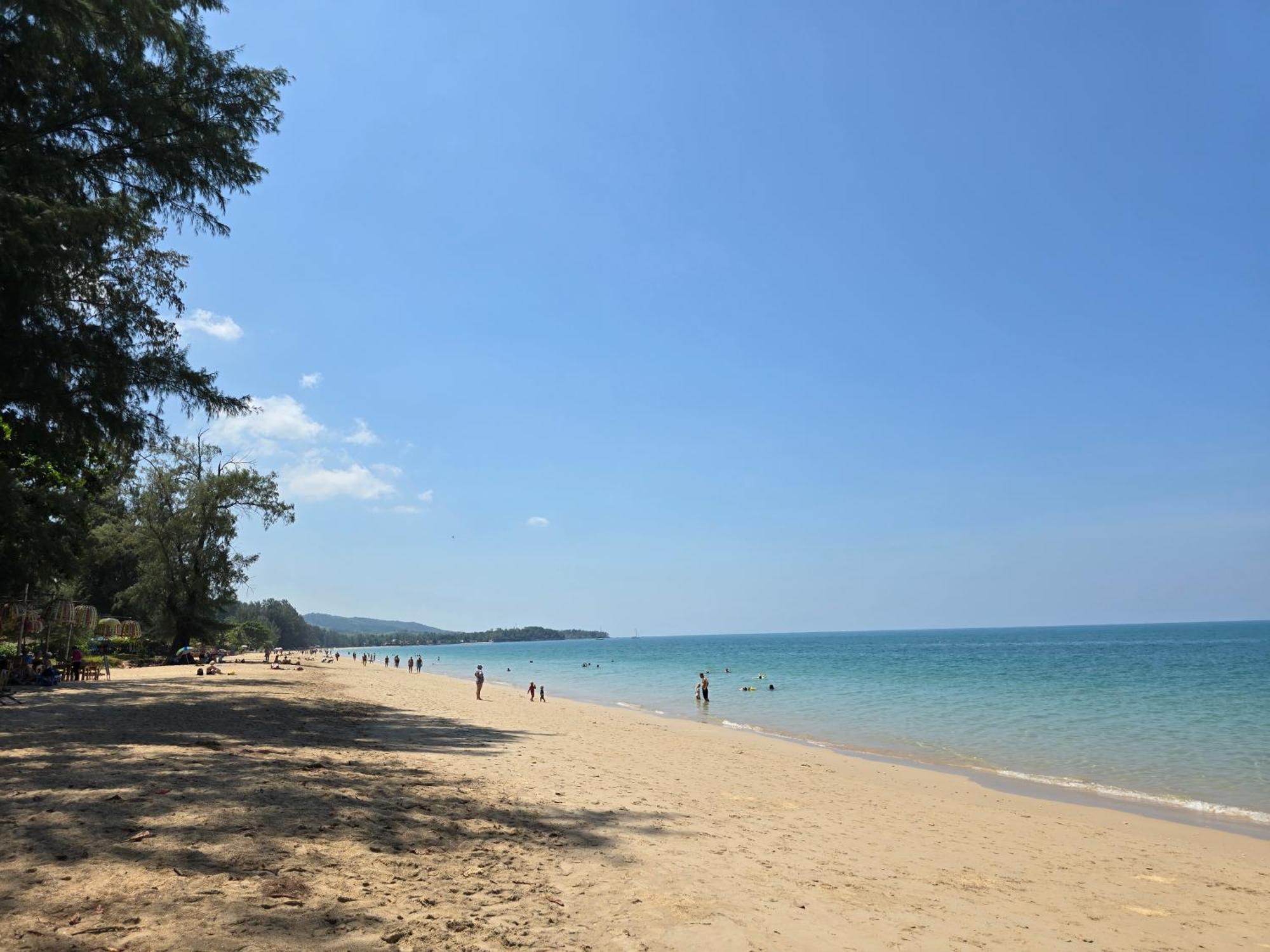 The Blue Gecko Hotel เกาะลันตา ภายนอก รูปภาพ