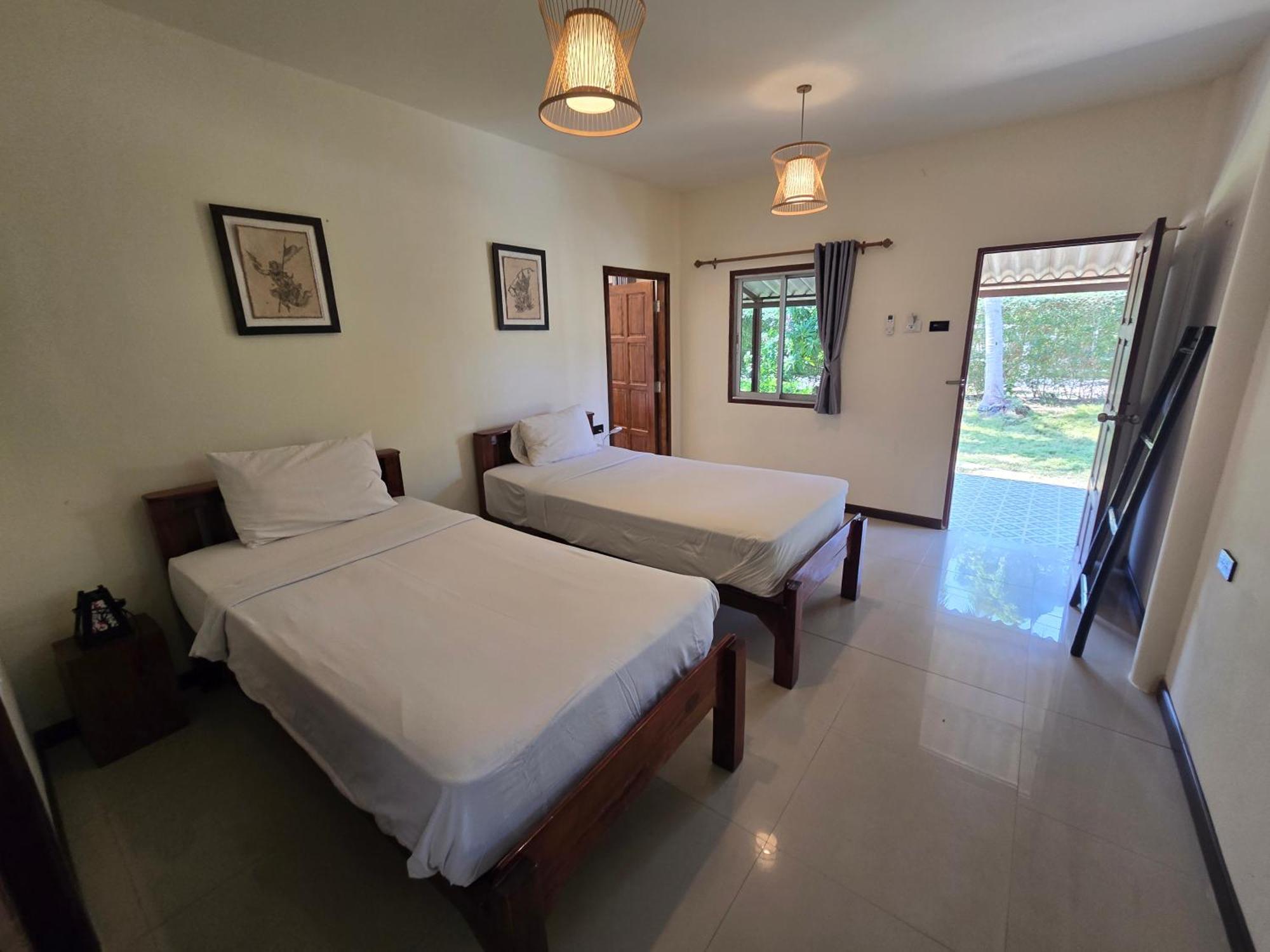 The Blue Gecko Hotel เกาะลันตา ภายนอก รูปภาพ