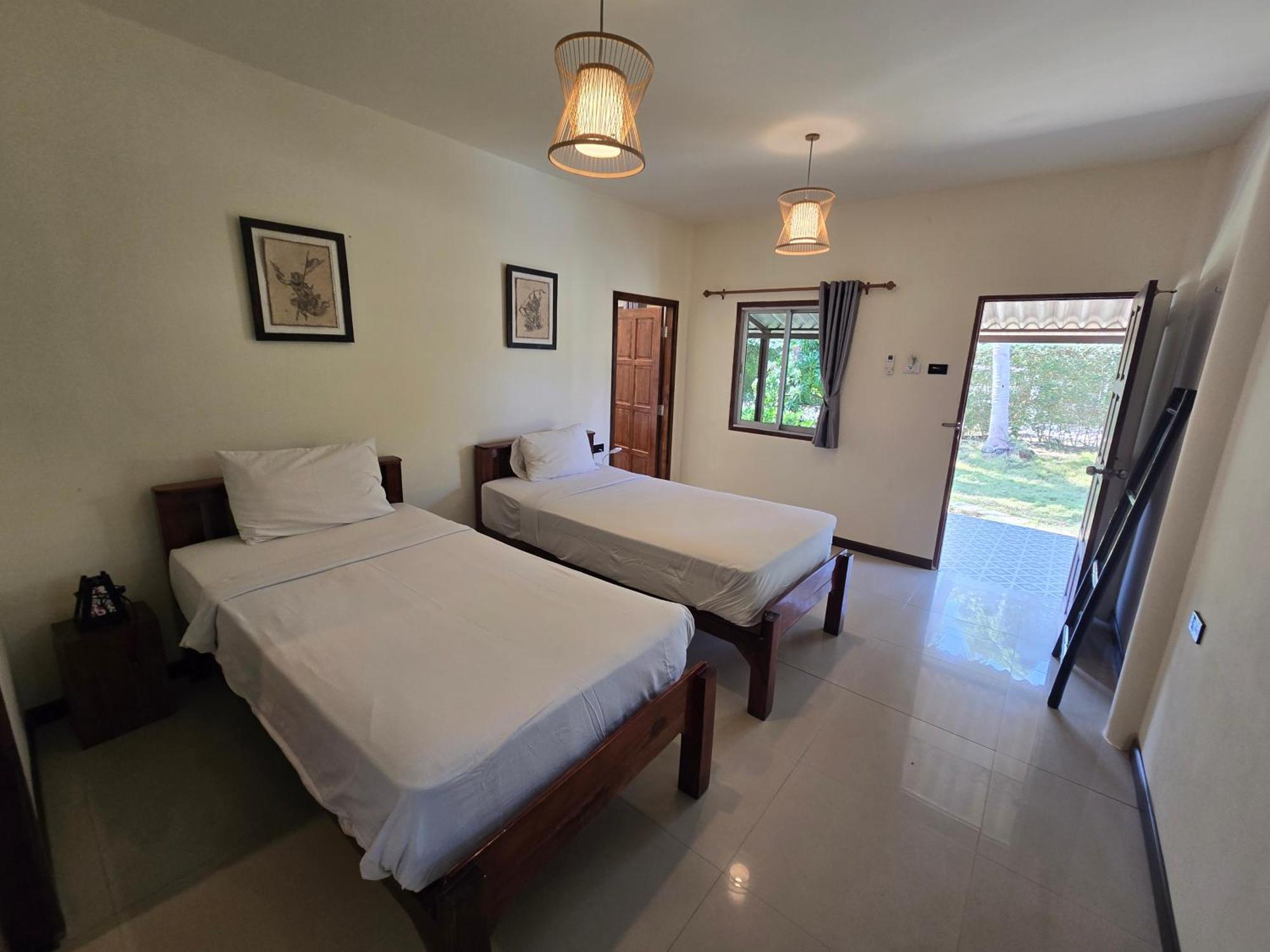 The Blue Gecko Hotel เกาะลันตา ภายนอก รูปภาพ