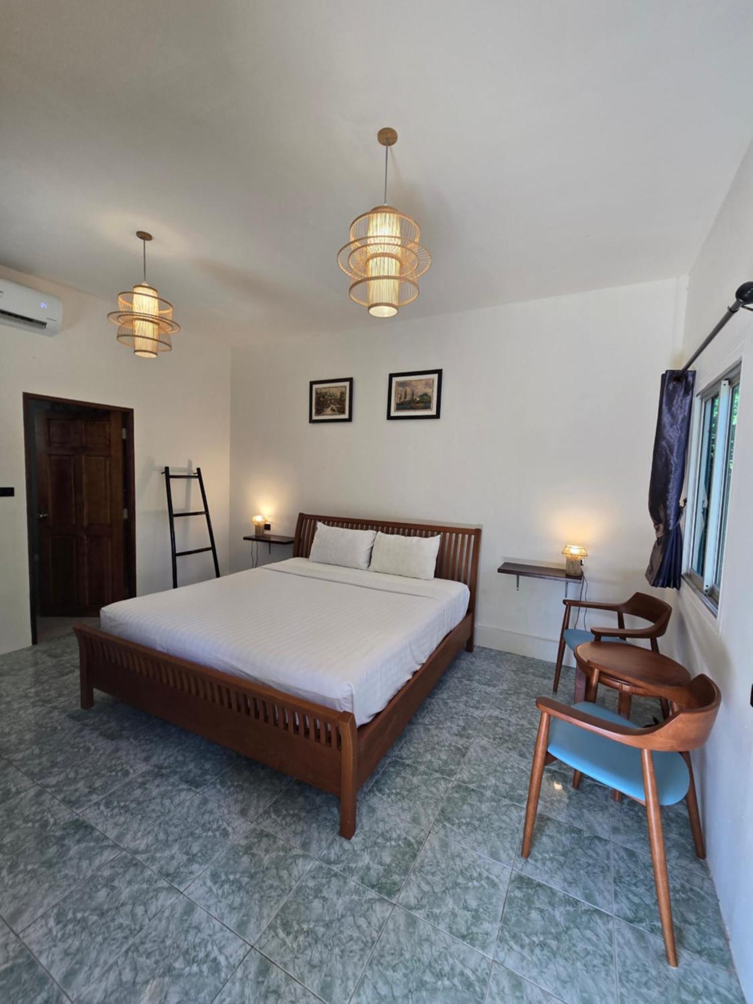The Blue Gecko Hotel เกาะลันตา ภายนอก รูปภาพ