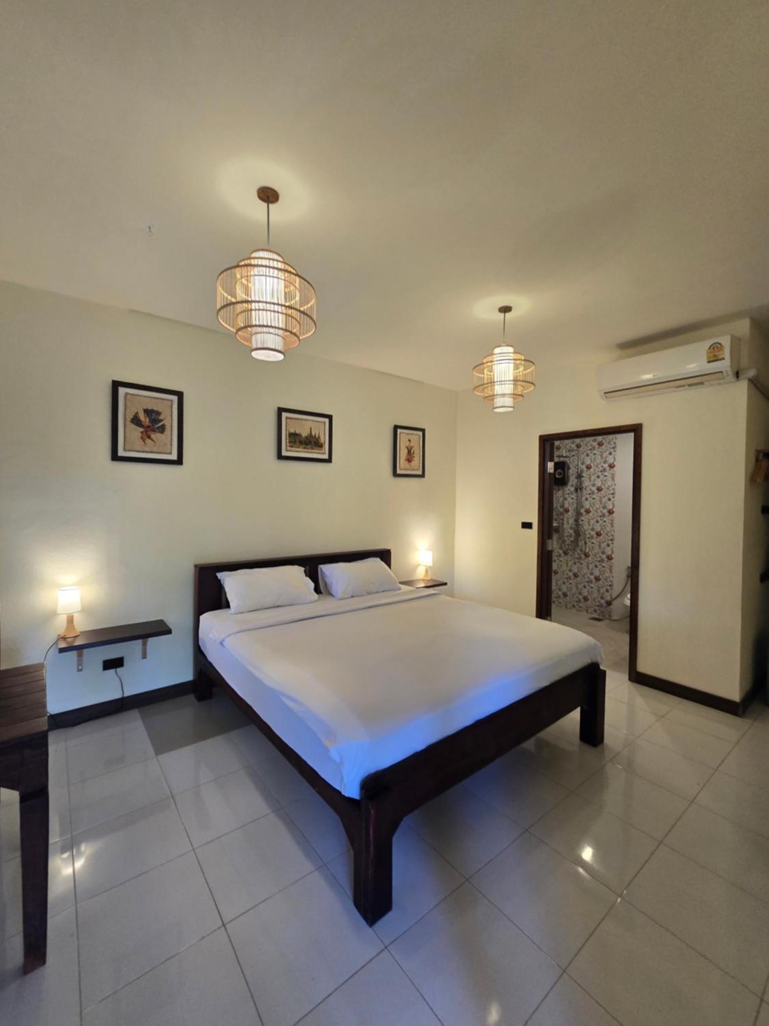 The Blue Gecko Hotel เกาะลันตา ภายนอก รูปภาพ