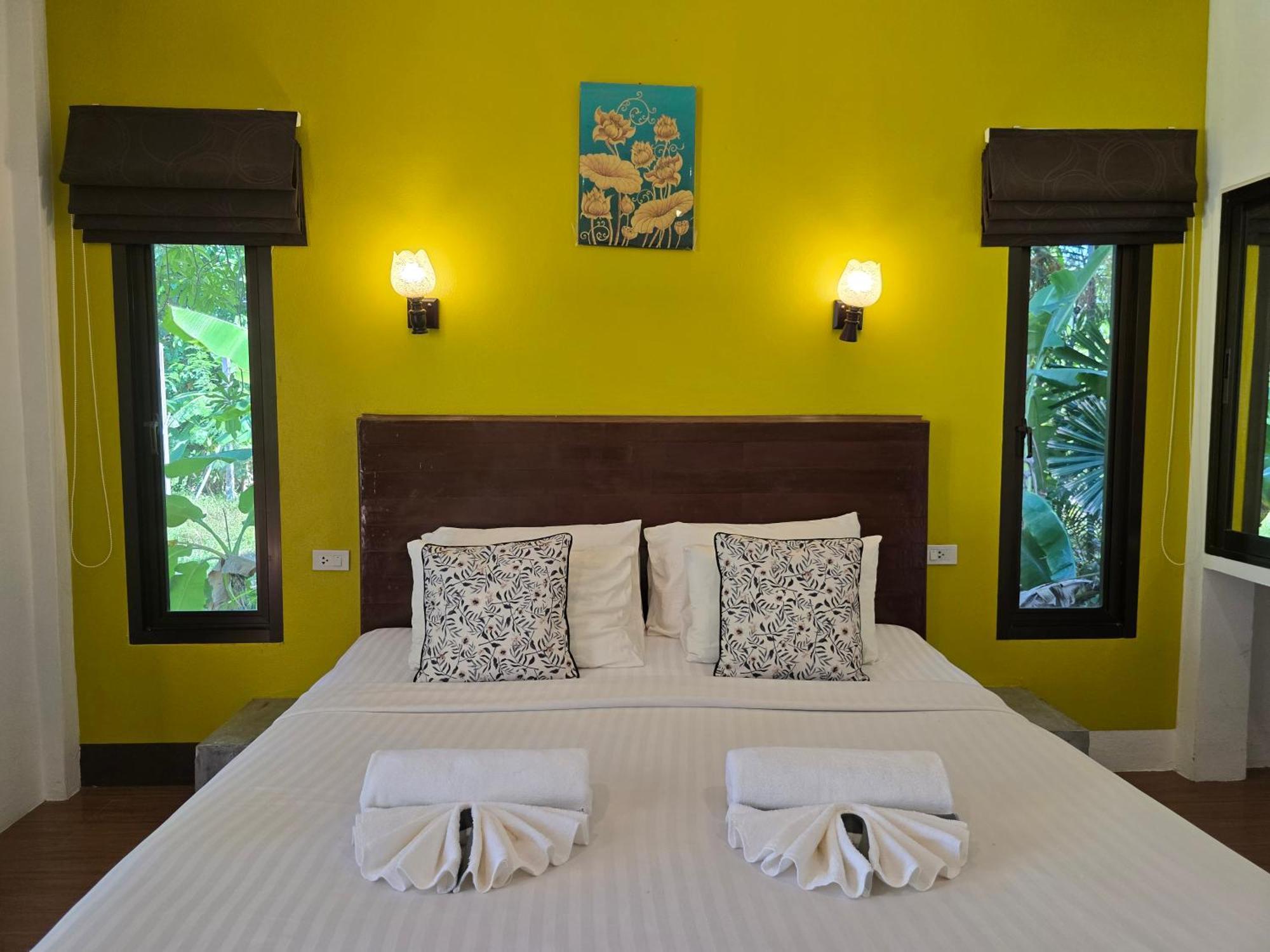 The Blue Gecko Hotel เกาะลันตา ภายนอก รูปภาพ